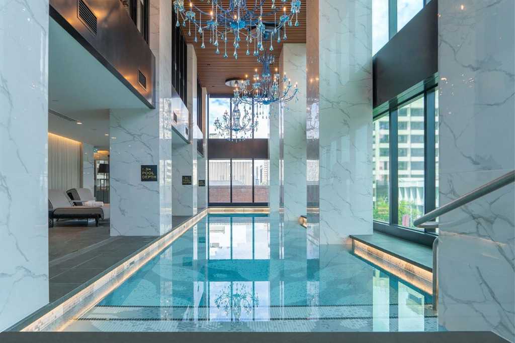 The indoor pool of Sofitel Hotel Adelaide